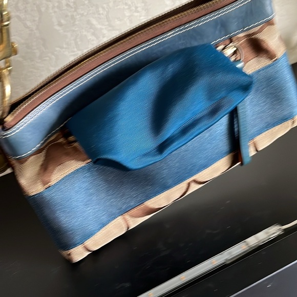 COACH #DO6W-10120 DEMI BAG - Picture 11 of 12